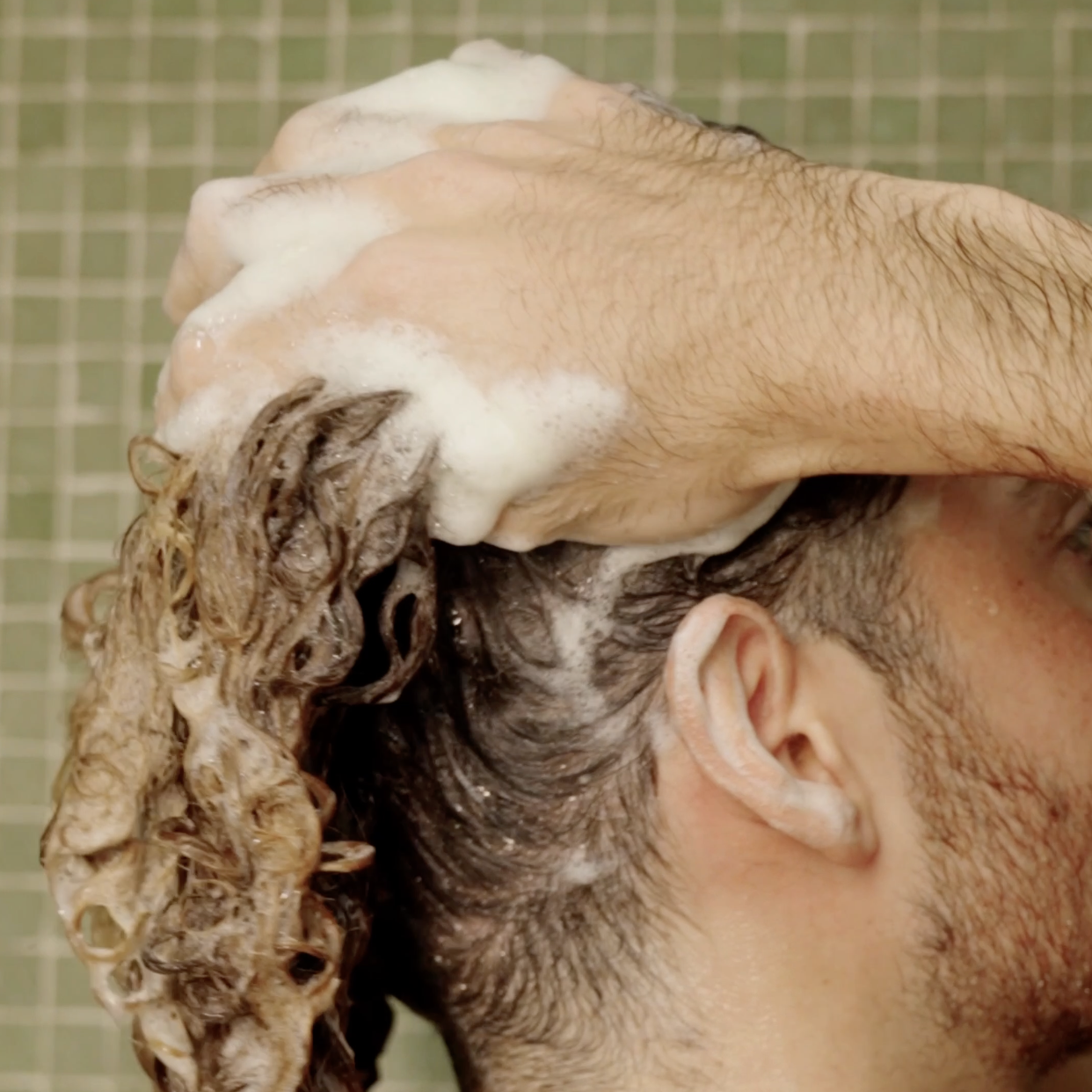 Shampooing solide LOU – cuir chevelu sain