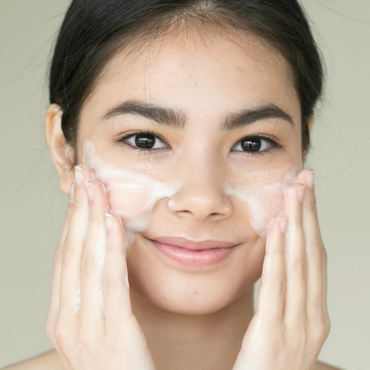 Nettoyant visage solide – PURE